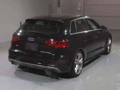 Audi S3  с аукциона в Японии