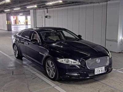 Jaguar XJ SERIES