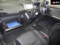 Toyota WISH лот № 30775 оценка 3.5  с аукциона в Японии 2