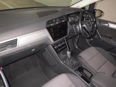 Volkswagen GOLF TOURAN