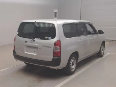 Toyota PROBOX  с аукциона в Японии
