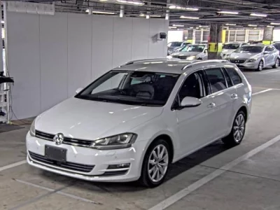 Volkswagen GOLF VARIANT