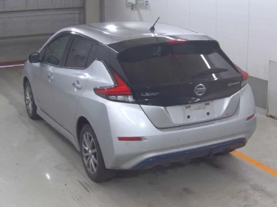 Nissan LEAF  с аукциона в Японии