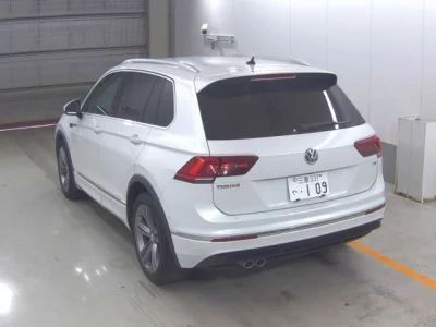 Volkswagen TIGUAN  с аукциона в Японии