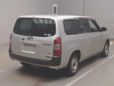 Toyota SUCCEED  с аукциона в Японии