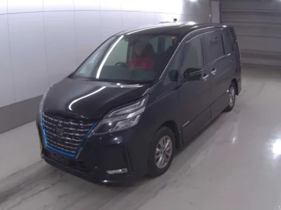 Nissan SERENA  с аукциона в Японии