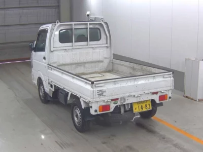 Nissan CLIPPER TRUCK  с аукциона в Японии