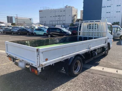 Mitsubishi CANTER  с аукциона в Японии
