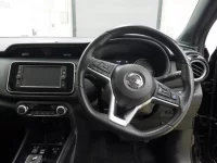 Nissan KICKS лот № 53 оценка 4  с аукциона в Японии 4