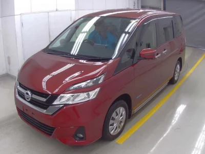 Nissan SERENA  с аукциона в Японии