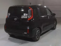 Toyota SIENTA лот № 2209 оценка 4.5  с аукциона в Японии 1