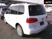 Volkswagen GOLF TOURAN лот № 10106 оценка -  с аукциона в Японии 1