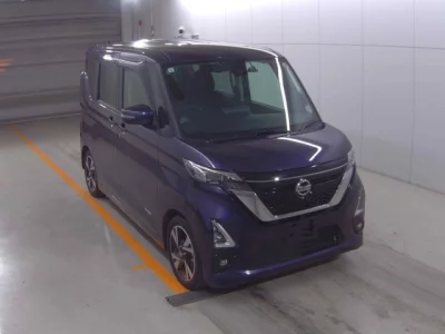 Nissan ROOX  с аукциона в Японии