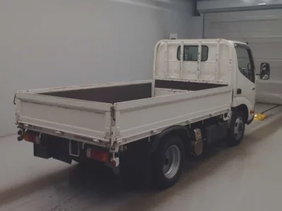 Hino DUTRO  с аукциона в Японии