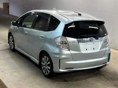 Honda FIT  с аукциона в Японии