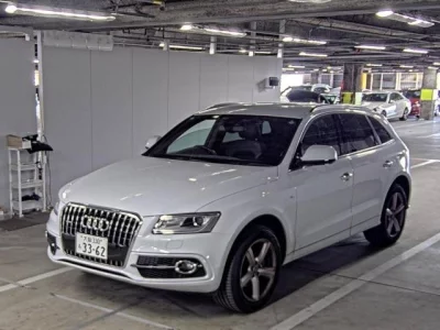 Audi Q5  с аукциона в Японии