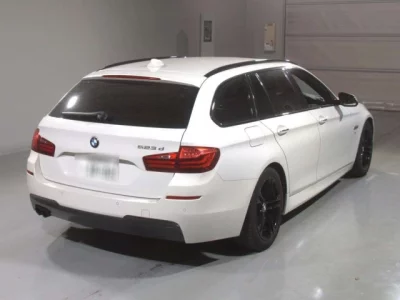 BMW 5-Series  с аукциона в Японии
