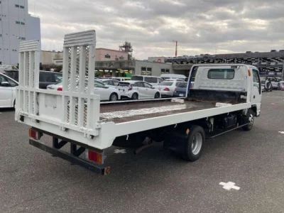 Isuzu ELF  с аукциона в Японии