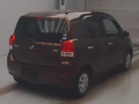 Toyota PORTE лот № 9048 оценка 3.5  с аукциона в Японии 1