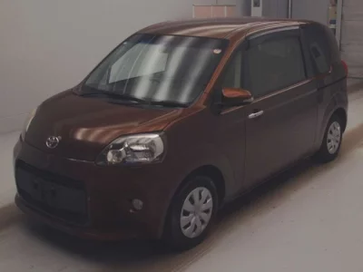 Toyota PORTE  с аукциона в Японии