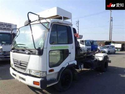 Nissan TRUCK  с аукциона в Японии