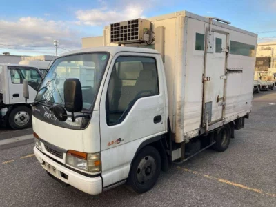 Isuzu ELF  с аукциона в Японии