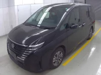 Nissan SERENA лот № 72 оценка 3.5  с аукциона в Японии 2