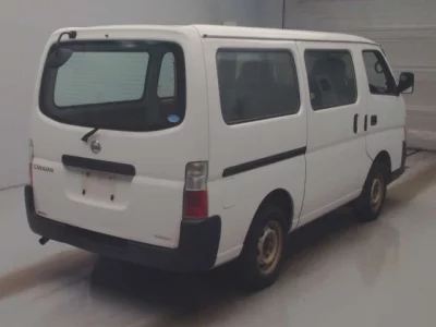 Nissan CARAVAN VAN  с аукциона в Японии