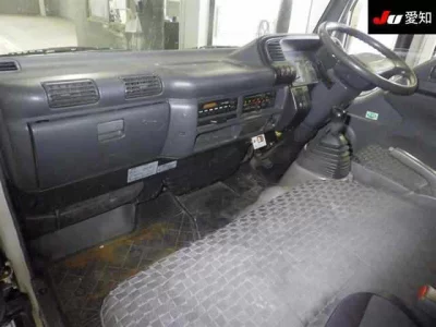 Mazda TITAN  с аукциона в Японии