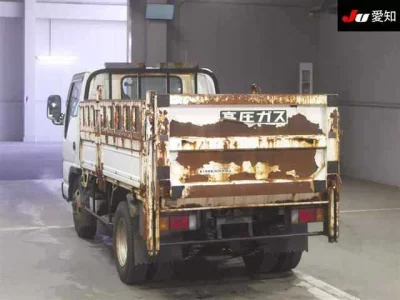 Mazda TITAN  с аукциона в Японии