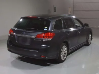 Subaru LEGACY  с аукциона в Японии
