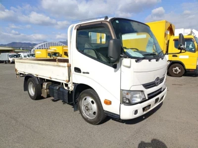 Hino DUTRO  с аукциона в Японии