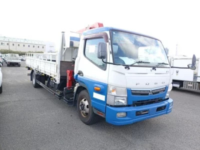 Mitsubishi CANTER  с аукциона в Японии