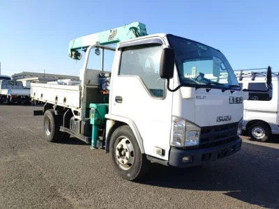 Isuzu ELF