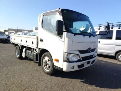 Hino DUTRO  с аукциона в Японии