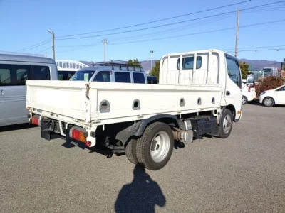 Hino DUTRO  с аукциона в Японии