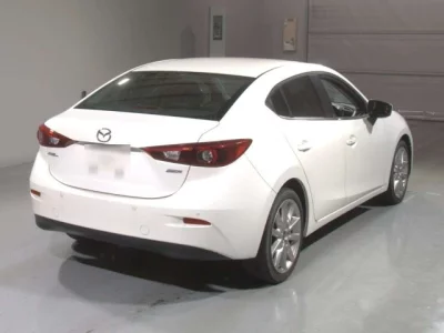 Mazda AXELA  с аукциона в Японии