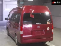 Toyota HIACE VAN лот № 20003 оценка R  с аукциона в Японии 1