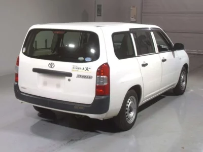 Toyota SUCCEED  с аукциона в Японии