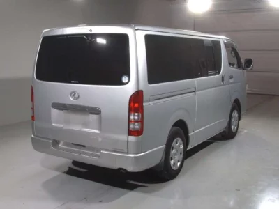 Toyota HIACE VAN  с аукциона в Японии