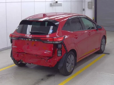 Nissan NOTE  с аукциона в Японии