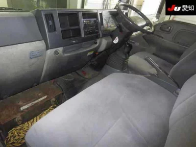 Isuzu ELF  с аукциона в Японии