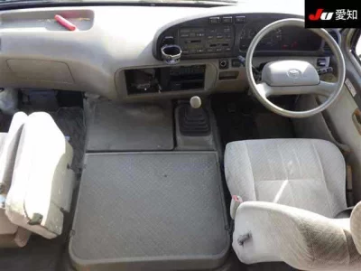 Toyota COASTER  с аукциона в Японии