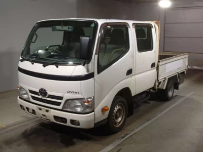 Toyota DYNA  с аукциона в Японии