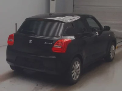 Suzuki SWIFT  с аукциона в Японии