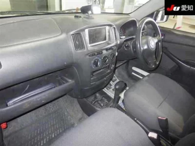 Toyota SUCCEED  с аукциона в Японии