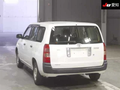 Toyota SUCCEED  с аукциона в Японии