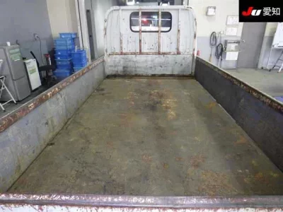 Isuzu ELF  с аукциона в Японии