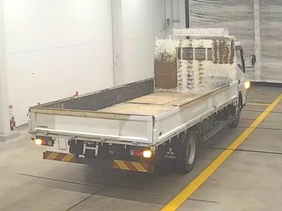 Mitsubishi CANTER  с аукциона в Японии
