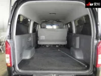 Toyota HIACE VAN лот № 20043 оценка R  с аукциона в Японии 3